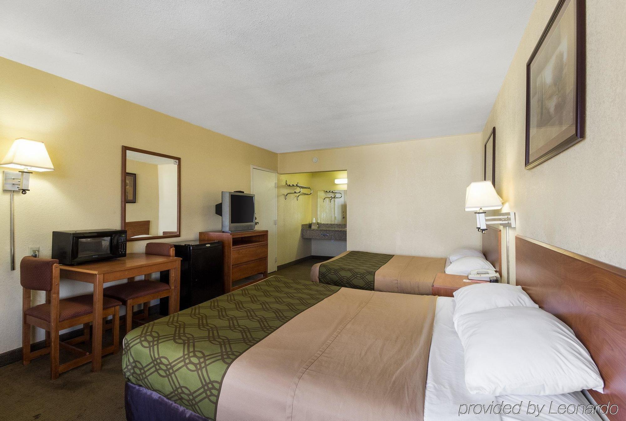 קינגסוויל Executive Inn מראה חיצוני תמונה