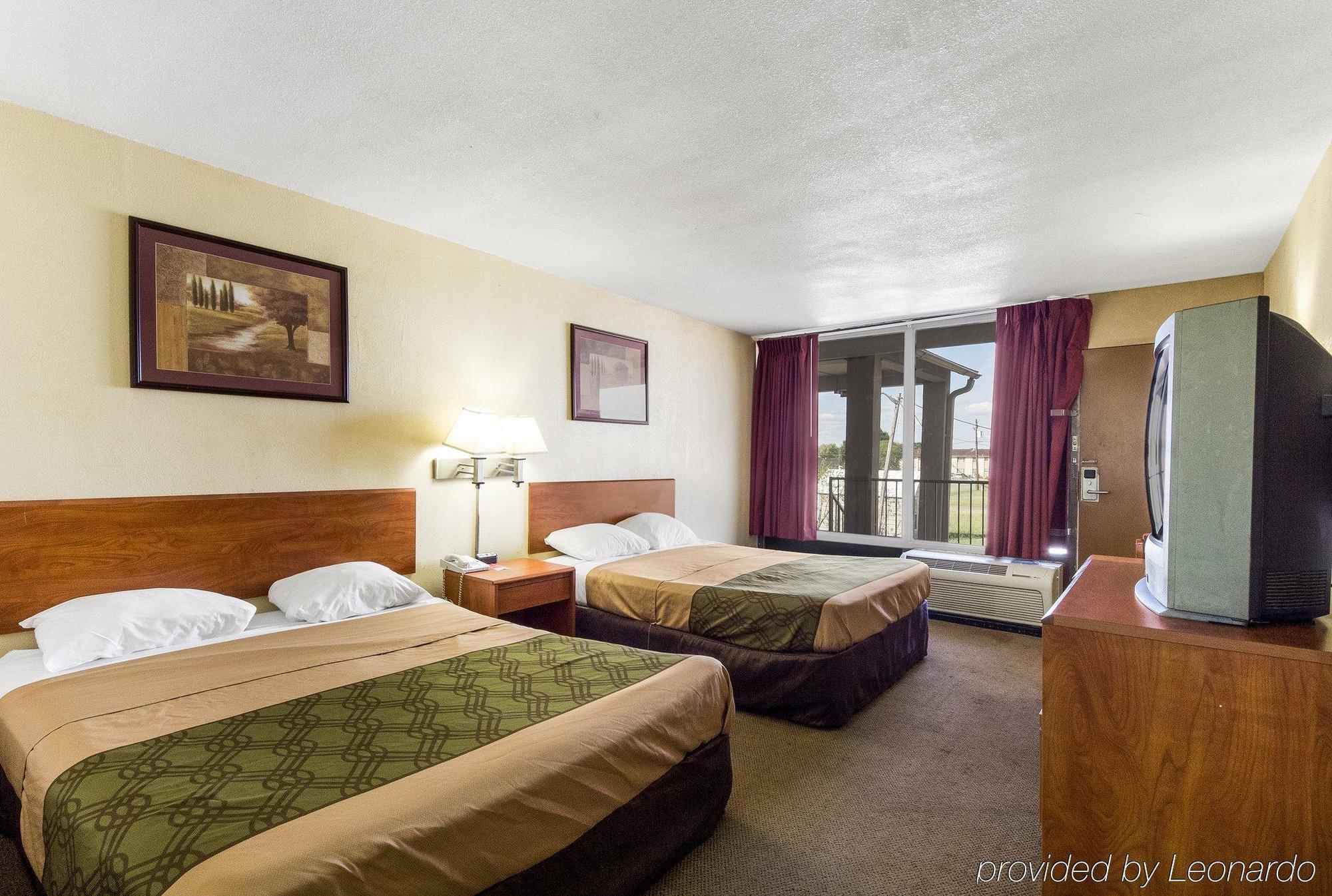 קינגסוויל Executive Inn מראה חיצוני תמונה